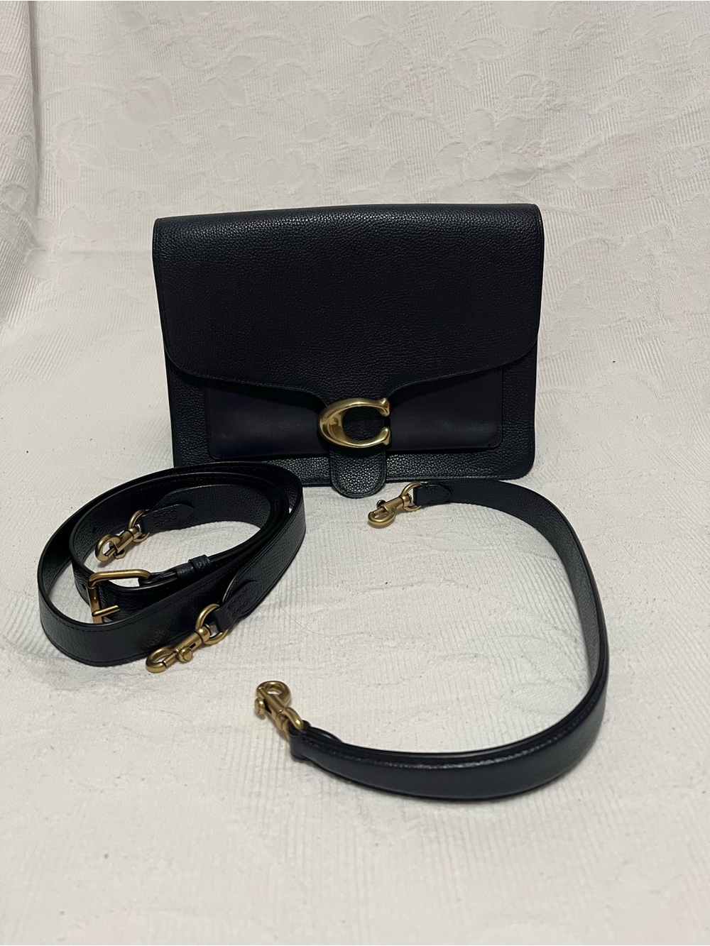 Coach Navy Blue Leather Crossbody with Gold 'C' Accent Chelsea 30